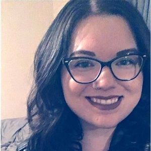 Meet your Posher, Emilie